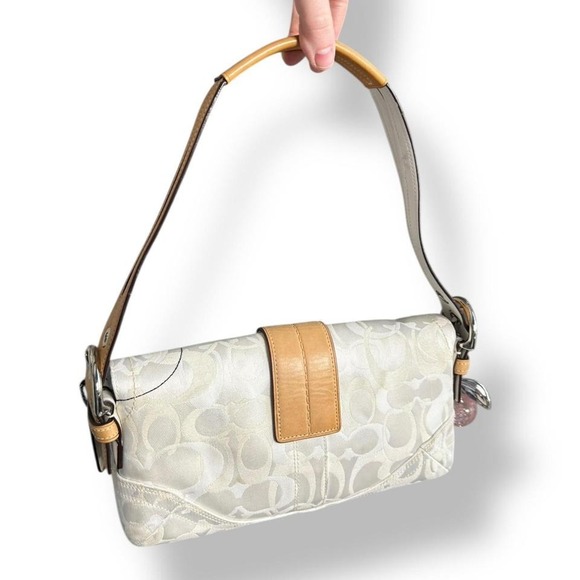 Coach Optic Silver Bumble Bee Soho Flap Shoulder Bag Limited Edition 1555 Y2K - Picture 3 of 9